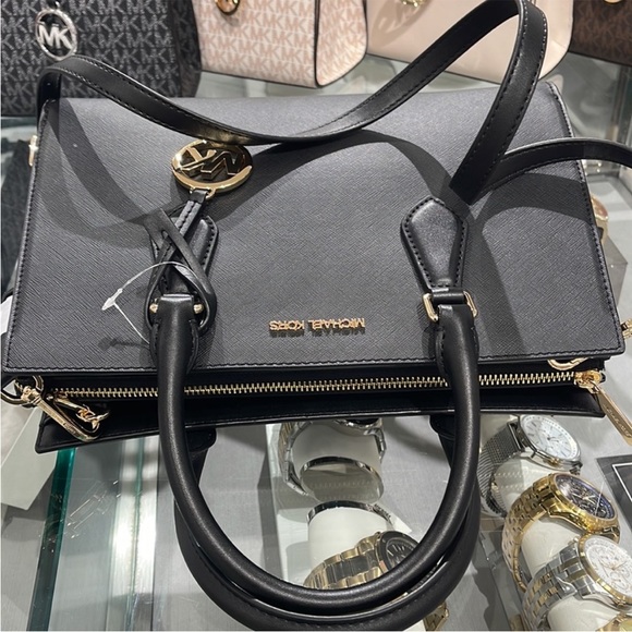 Michael Kors Sheila Medium Center Zip Satchel Bag
Color: Black - Picture 12 of 14